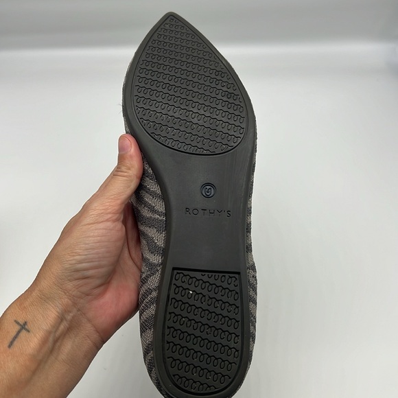 Rothy’s - The Point Gray Zebra Print Pointed Toe Ballet Flats Size 9.5 - Picture 14 of 16